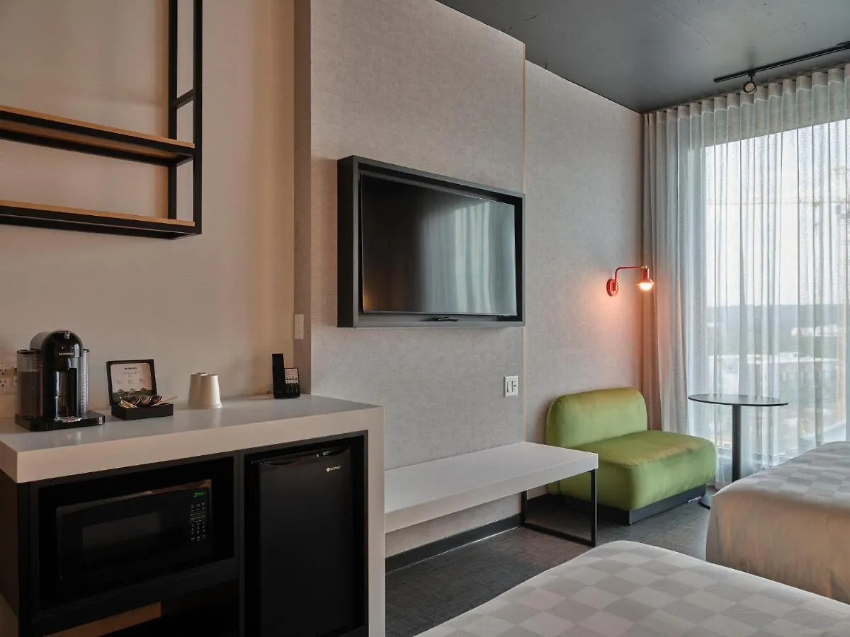 Alt Hotel Calgary University District 3*,  Canada