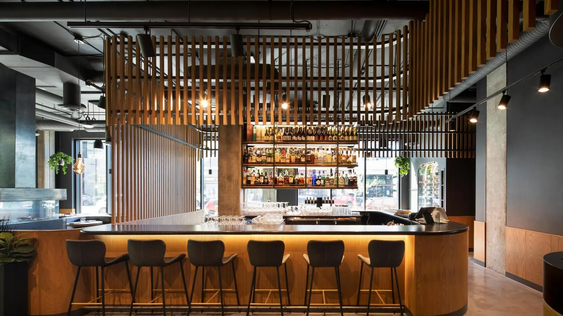 ***  Alt Hotel Calgary University District Canada